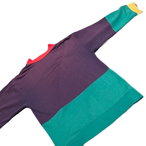 Vintage Embroidered Pixel Flowers Color Block Top - Picture 4 of 6